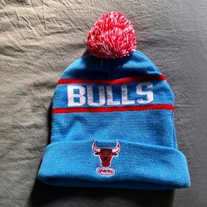 Bulls beanie hat